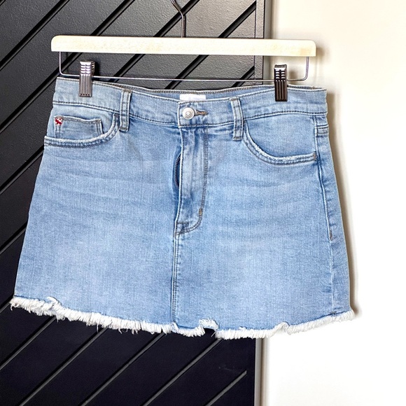 Hudson denim mini skirt. Size 27. Excellent condition! - Picture 1 of 4